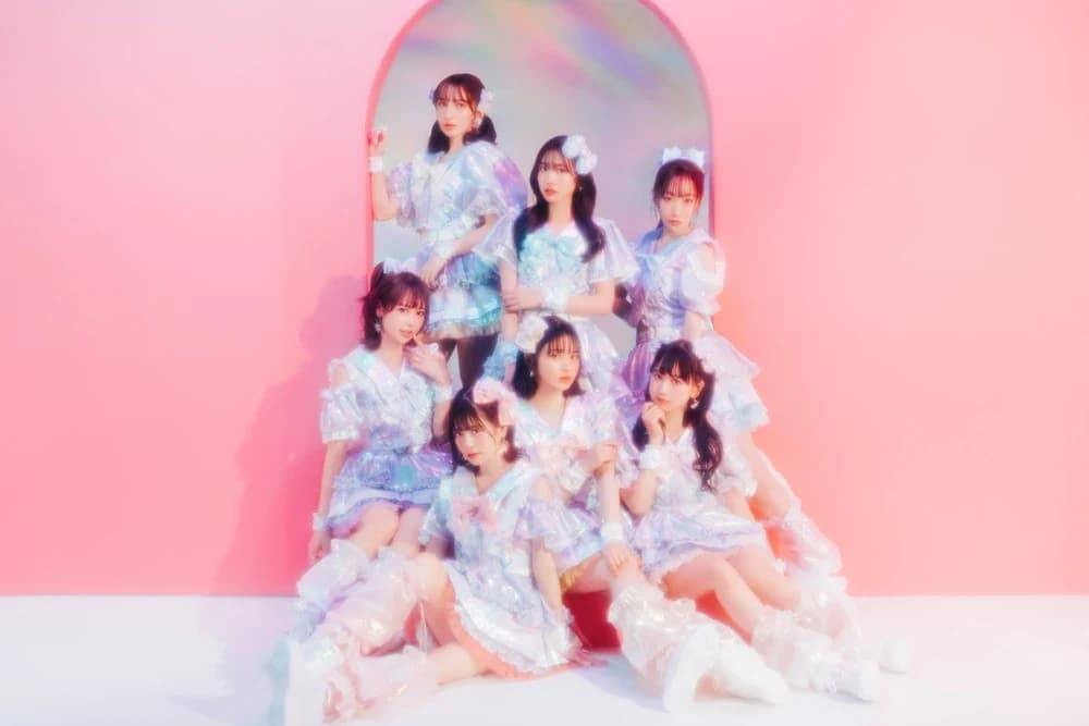 Japanse idolgroep FRUITS ZIPPER, officiële promotiefoto (2022) The World Begins from You