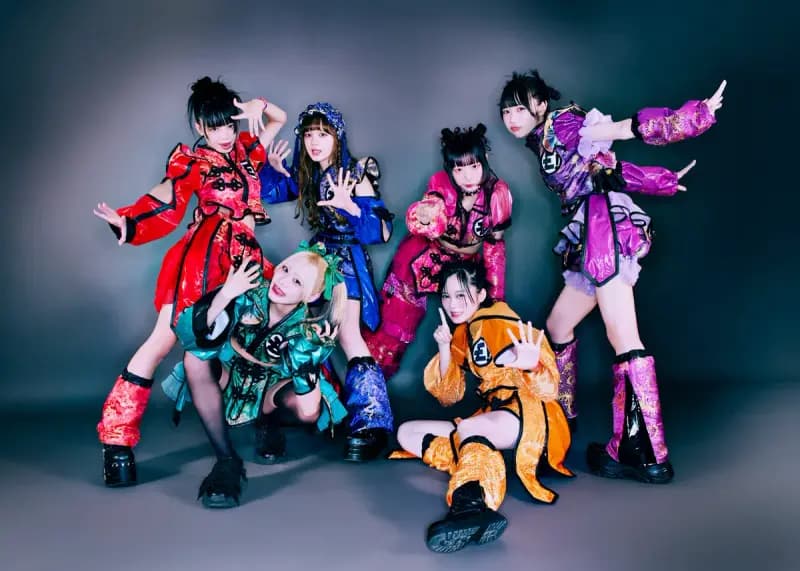 Japanese alternative idol group You'll Melt More! group photo 2025