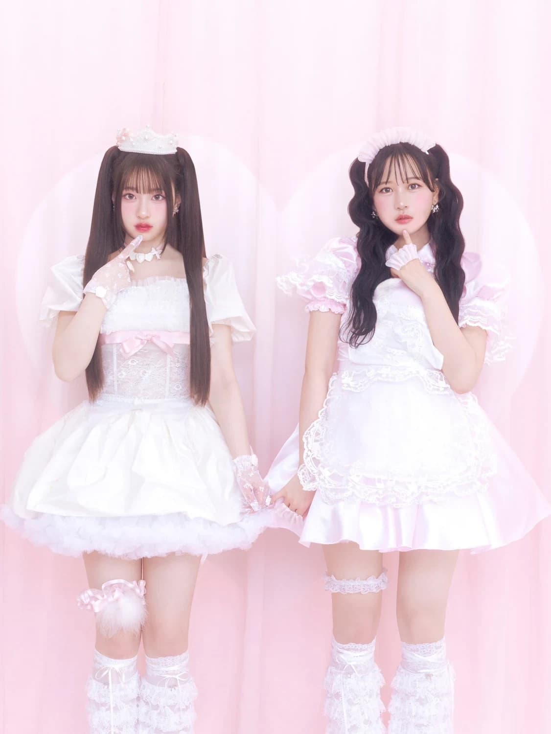 日本のアイドルデュオ「PiKi」の公式プロモーション写真(2025年)